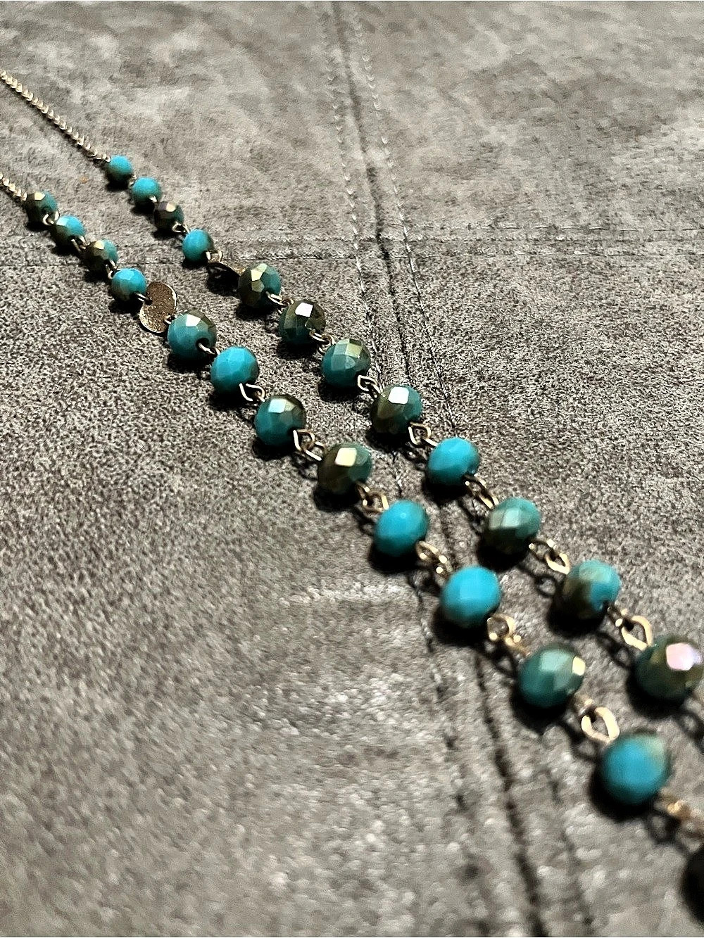 Beaded Feather Pendant Necklace in Blue & Green Like New